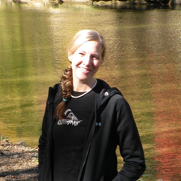 Meet your Posher, Tona - Picture 1 of 1